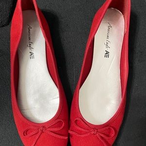 American Eagle Red Flats